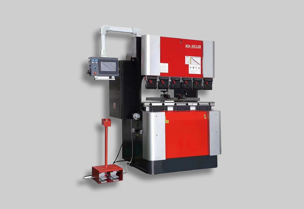 下傳動(dòng)數(shù)控液壓折彎機(jī)